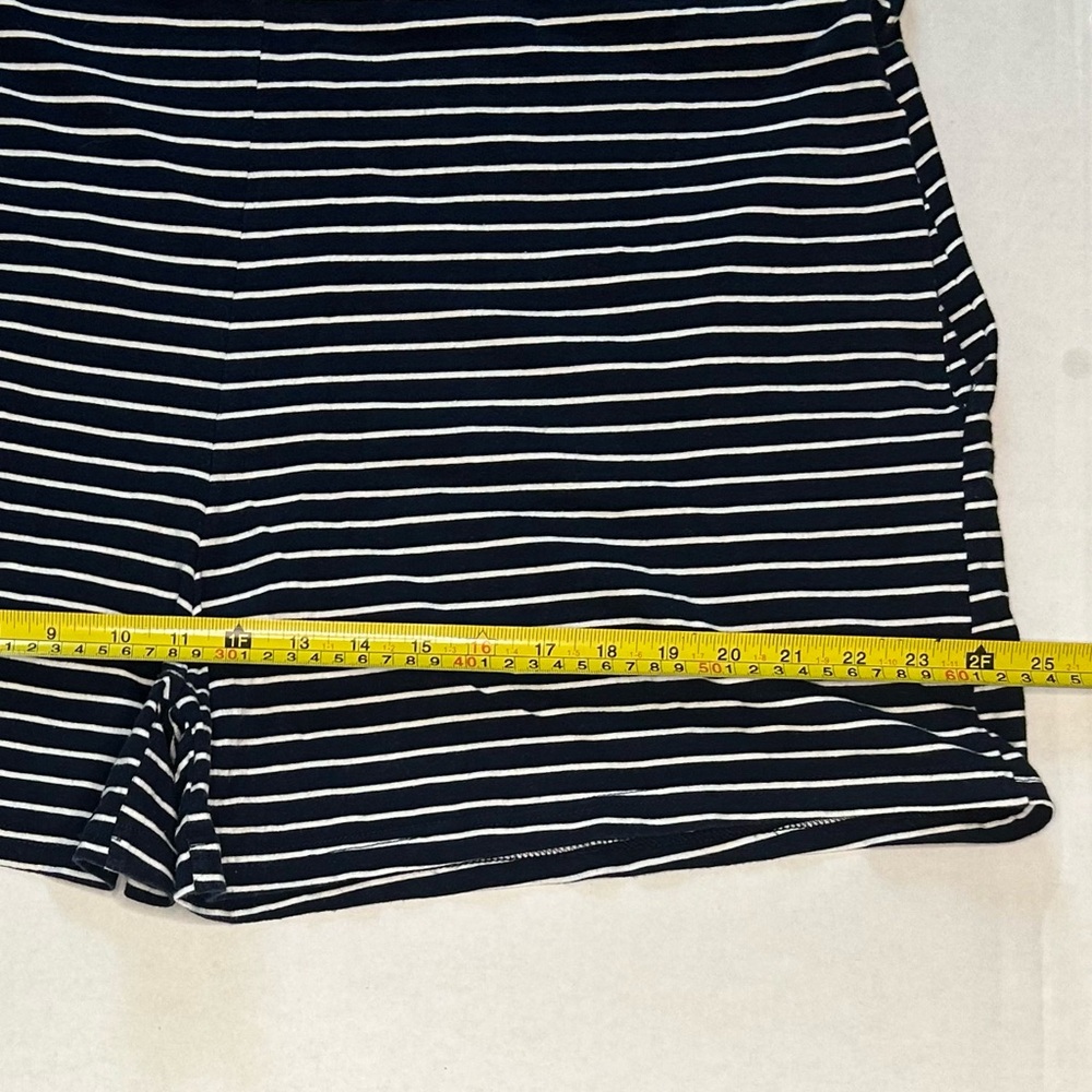 Simple Suzanne Betro Size M Navy & White Striped Romper with Pockets - Picture 8 of 9